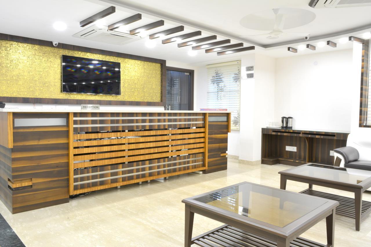 达里甘基塔拉宫酒店 新德里 外观 照片